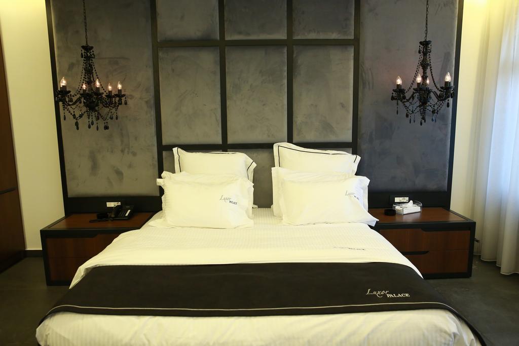 Luxor Hotel Jounieh Extérieur photo