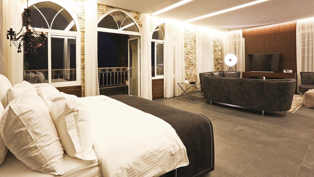 Luxor Hotel Jounieh Extérieur photo