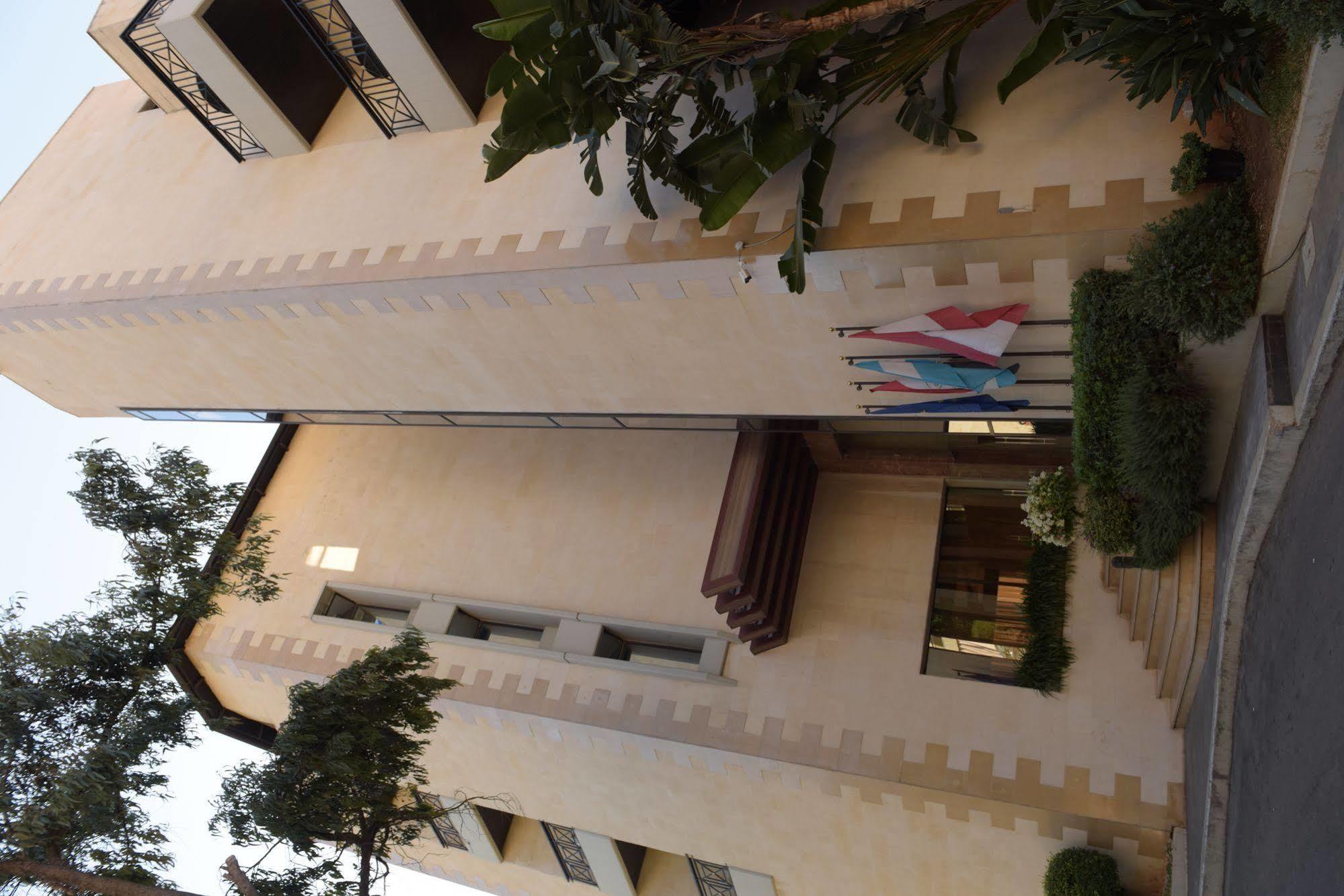 Luxor Hotel Jounieh Extérieur photo