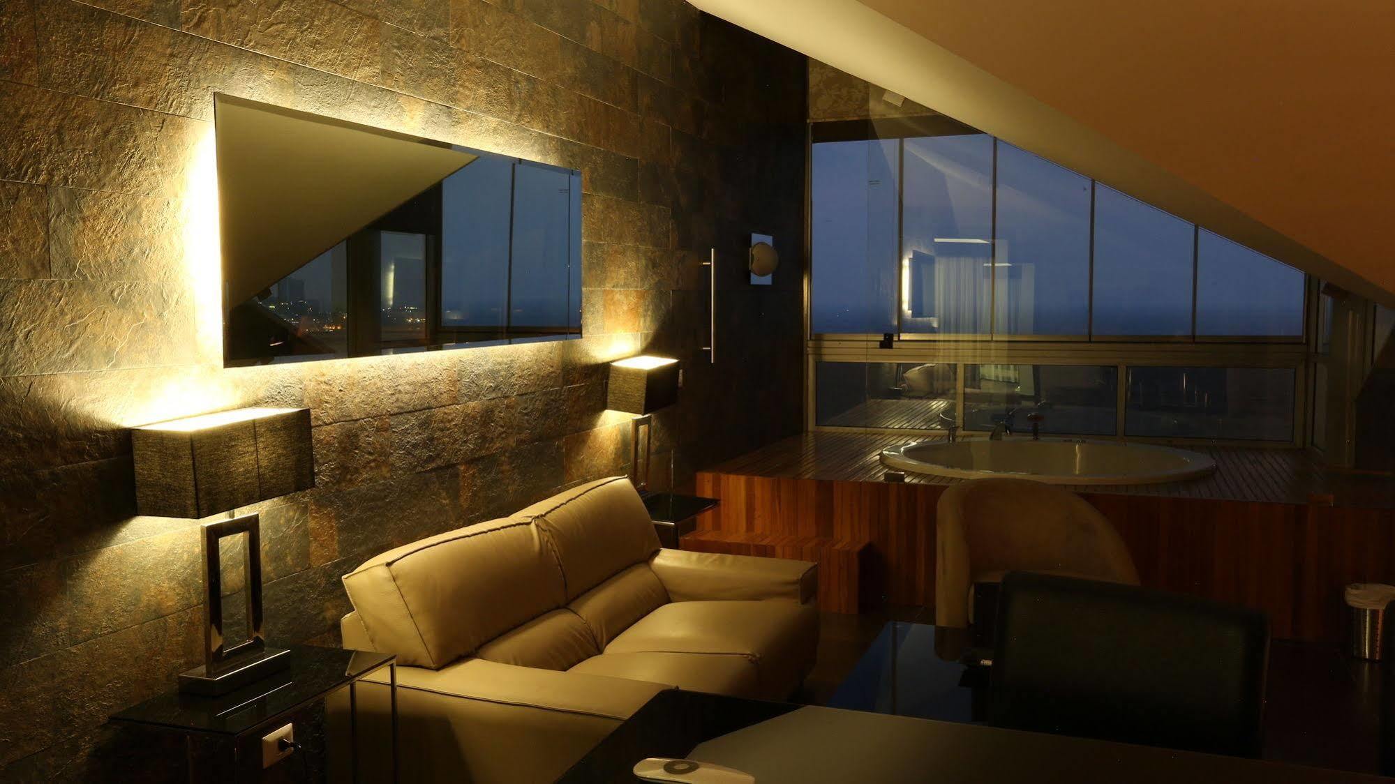 Luxor Hotel Jounieh Extérieur photo