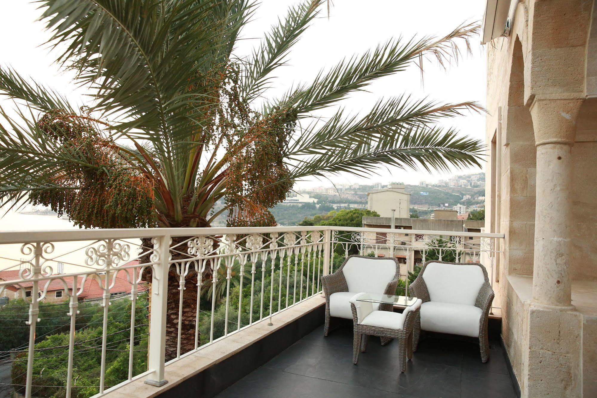 Luxor Hotel Jounieh Extérieur photo